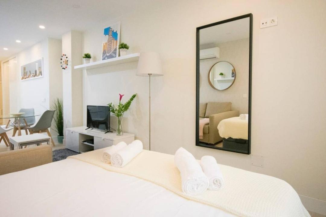 New And Cozy-Studio-Chueca Madrid Exterior photo